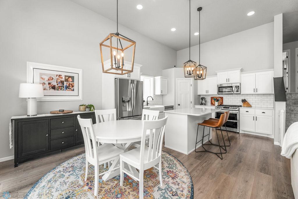 Dining + kitchen