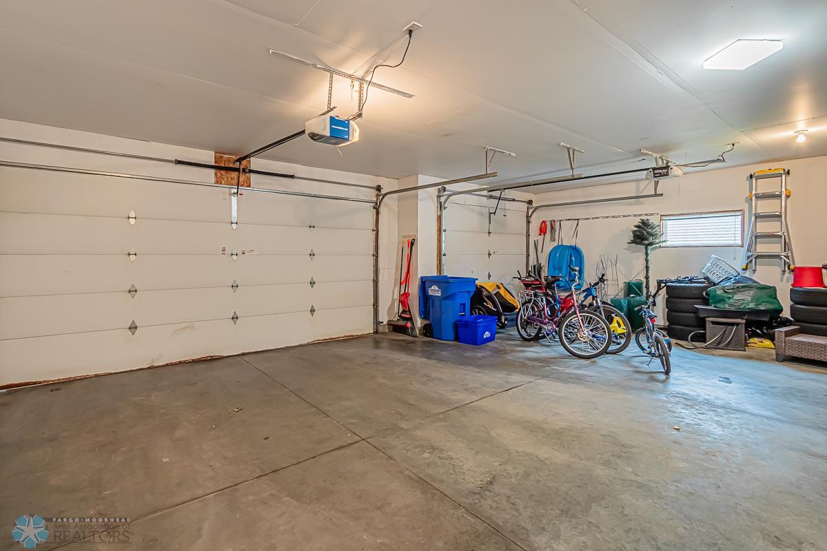 3 stall garage