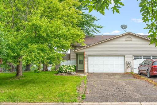 2562 Copper Cliff Trail, Woodbury, MN 55125