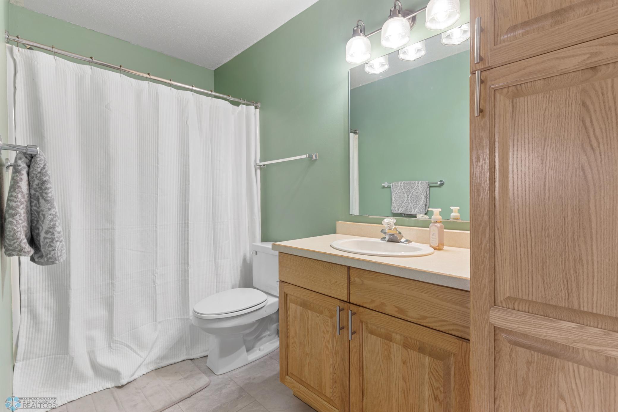 Bathroom 2