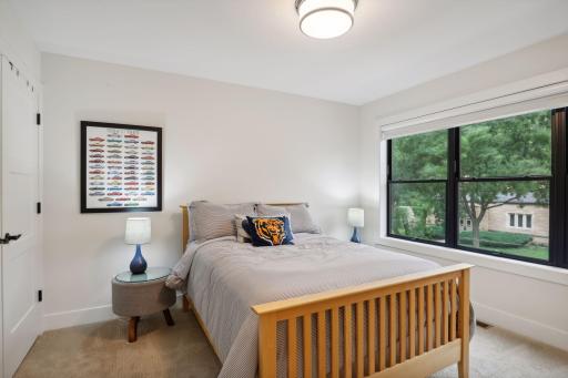 5050 Zenith Avenue S, Minneapolis, MN 55410