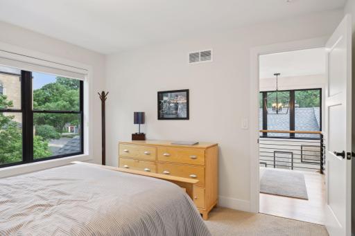 5050 Zenith Avenue S, Minneapolis, MN 55410