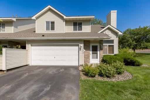 7060 48th Street N, Saint Paul, MN 55128