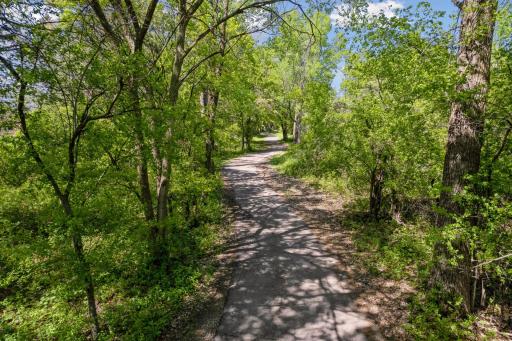 25 Windy Hill Road, Sunfish Lake, MN 55077