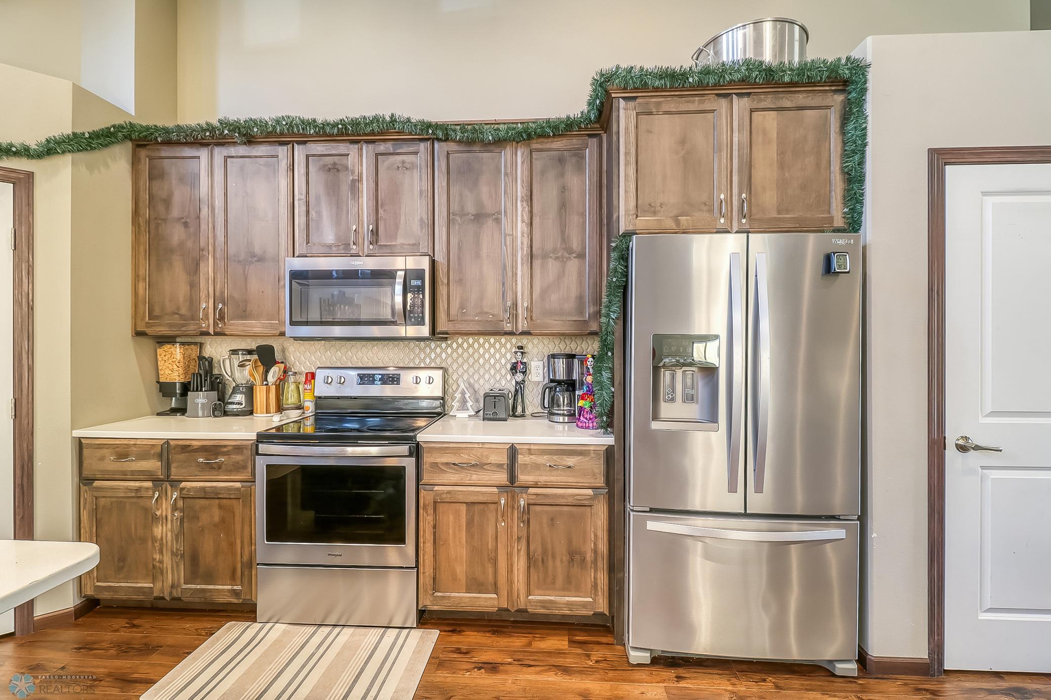 Kitchen1_2.jpg