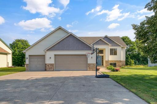 Welcome home! Located on the 5th green of the Ponds Golf Course!