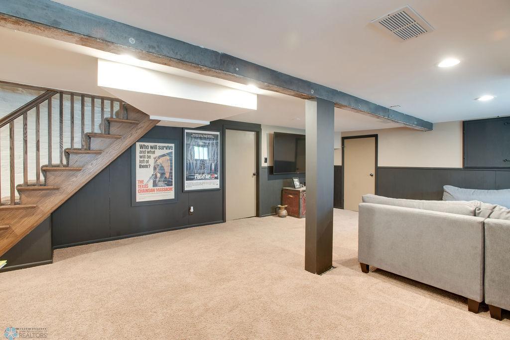 Basement storage/utility/exterior walk-out