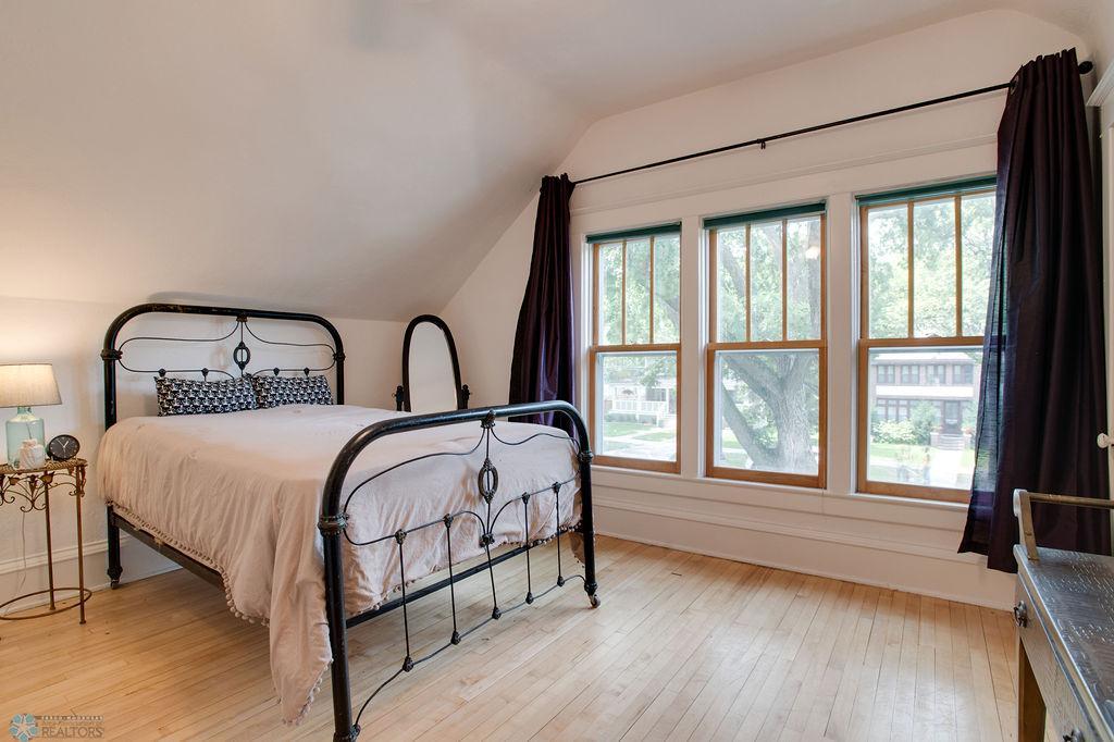 Upper level 3rd bedroom