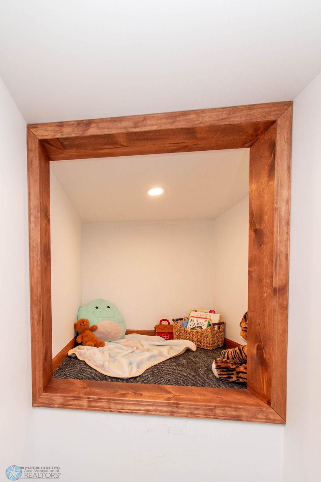 Bedroom 5 Closet
