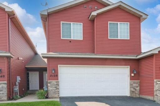 Welcome home to Cambridge. Enjoy association maintained lawn care and snow removal while you spend more time living life to the fullest!