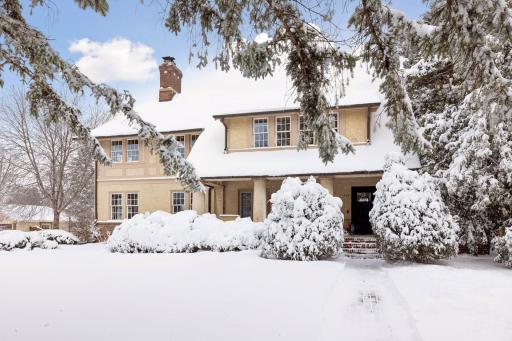 1943 Summit Avenue, Saint Paul, MN 55105