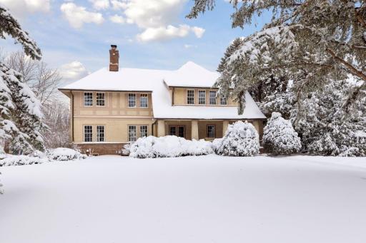 1943 Summit Avenue, Saint Paul, MN 55105