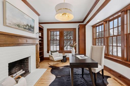 1943 Summit Avenue, Saint Paul, MN 55105