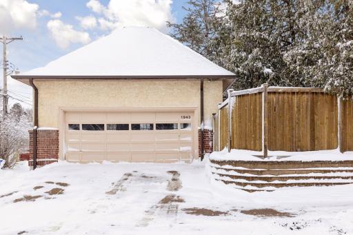 1943 Summit Avenue, Saint Paul, MN 55105