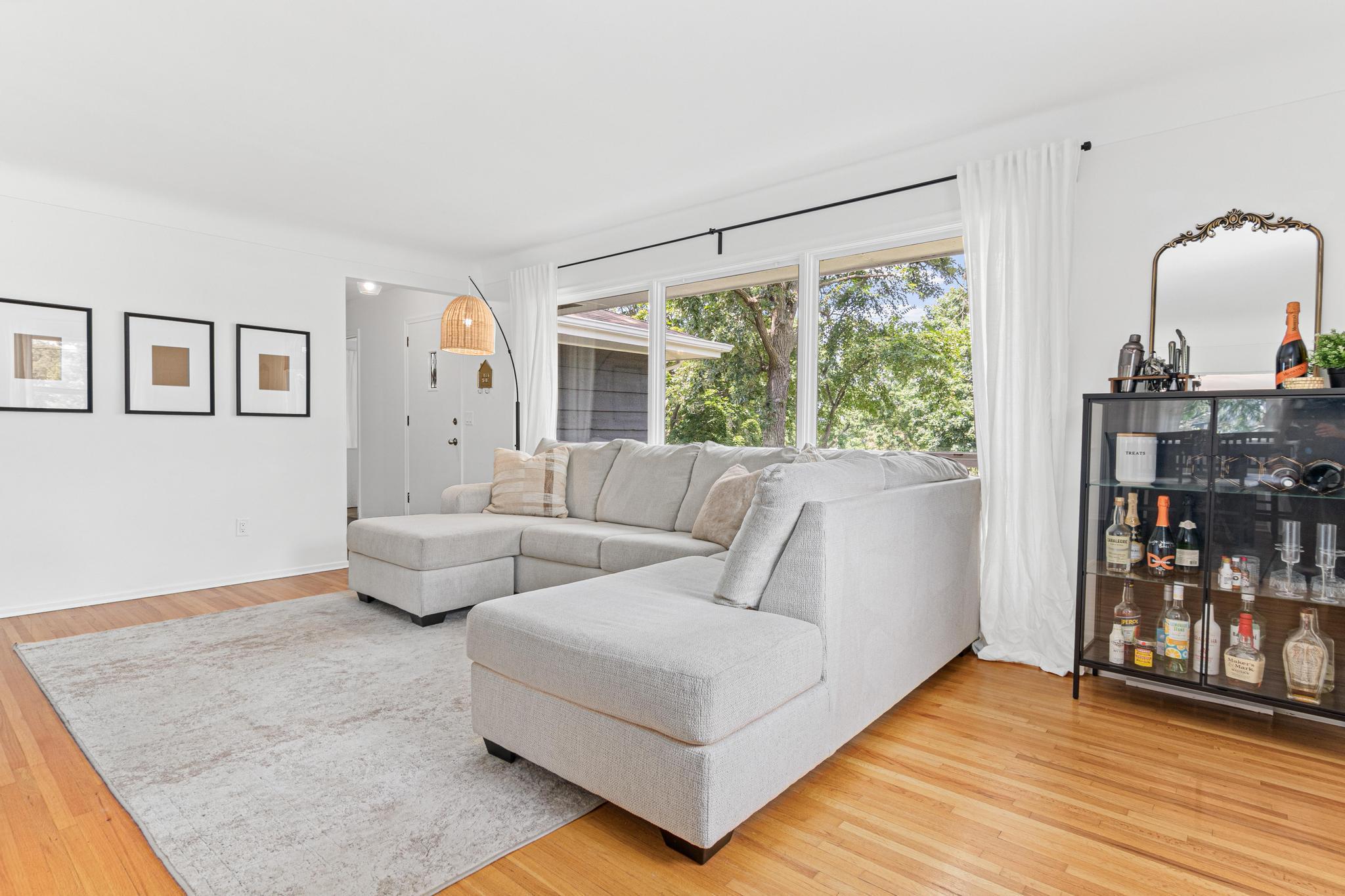 1301 Orchard Drive-4.jpg