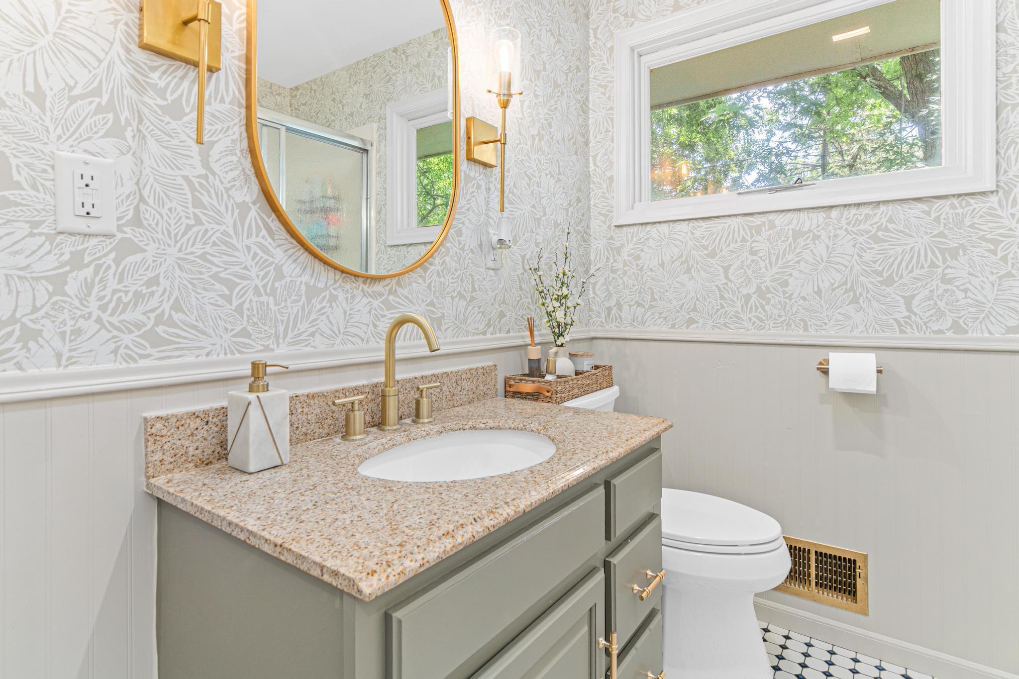 1301 Orchard Drive-10.jpg