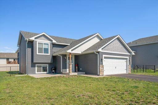 321 Ladd Lane, Osceola, WI 54020