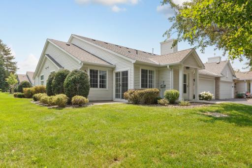15230 Greenhaven Way, Burnsville, MN 55306