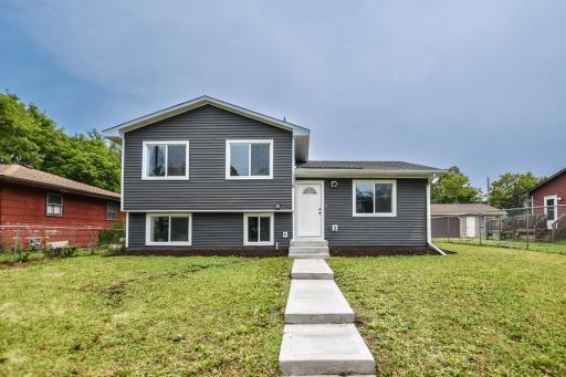 1118 Knox Avenue N, Minneapolis, MN 55411