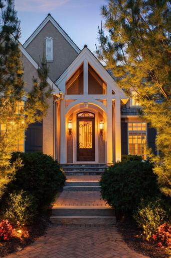 8975 English Turn, Eden Prairie, MN 55347