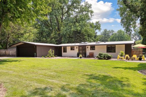 1455 Lone Oak Lane, Eagan, MN 55121