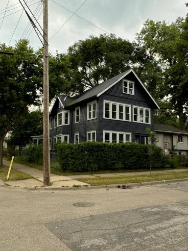 2401 N 6th Street, Minneapolis, MN 55411