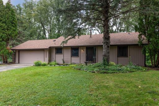12801 Whitewood Drive, Burnsville, MN 55337