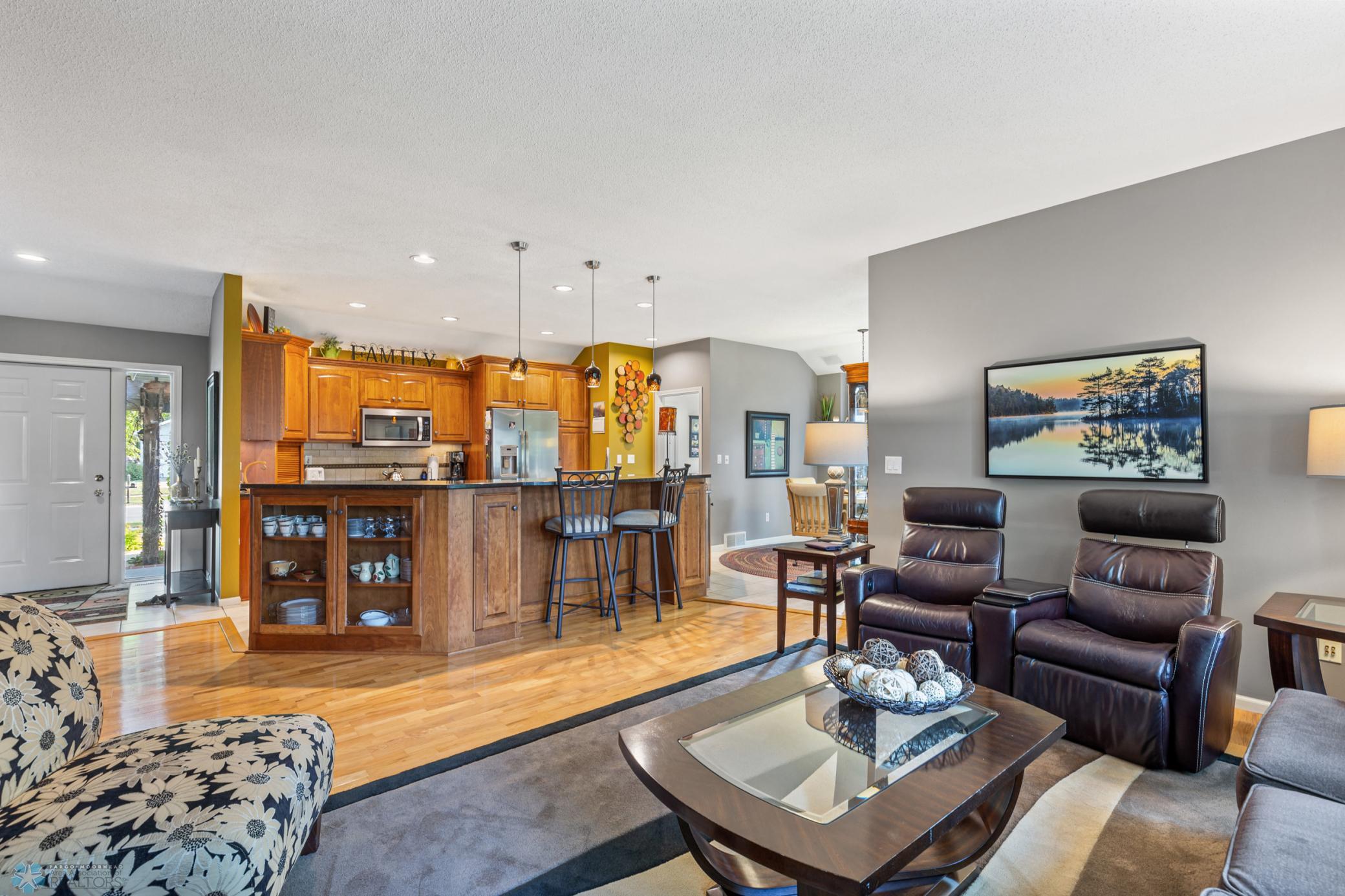 Living Room/Kitchen