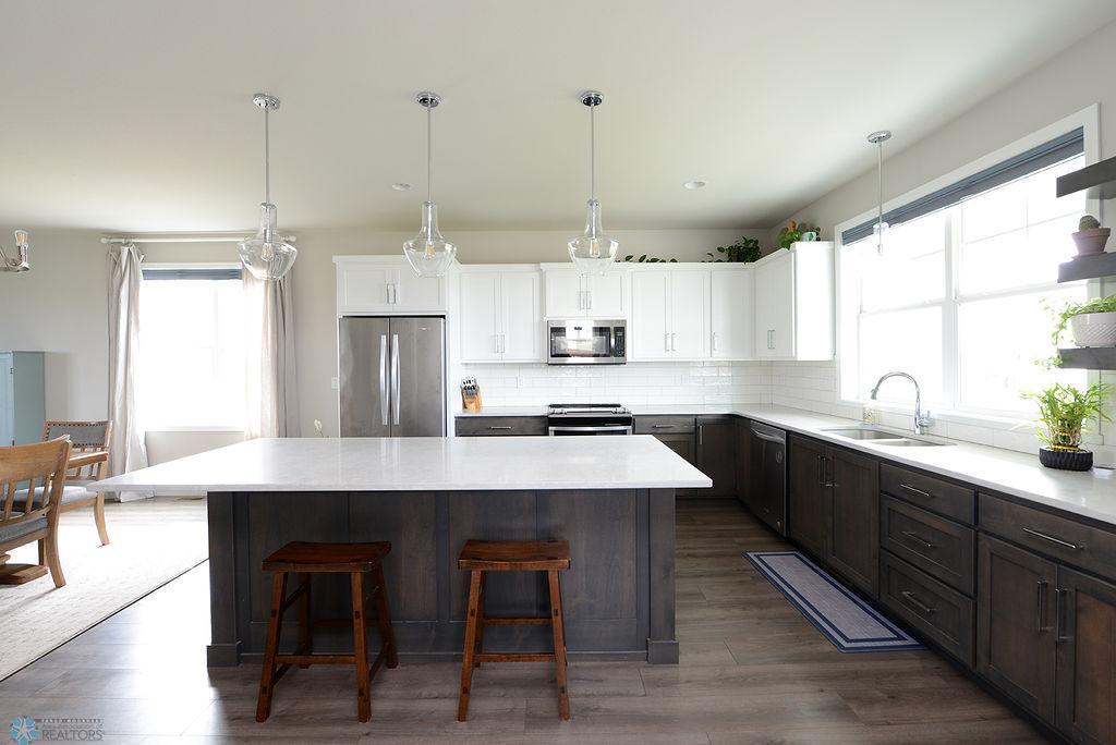 Plenty of Kitchen Storage