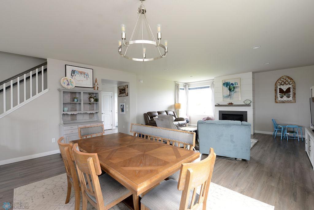 Spacious Dining Area