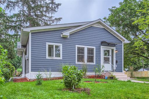 1278 Avon Street N, Saint Paul, MN 55117