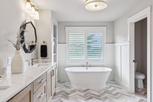 6293 Yuma Lane N, Maple Grove, MN 55311