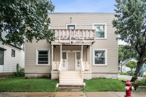 229 Humboldt Avenue N, Minneapolis, MN 55405