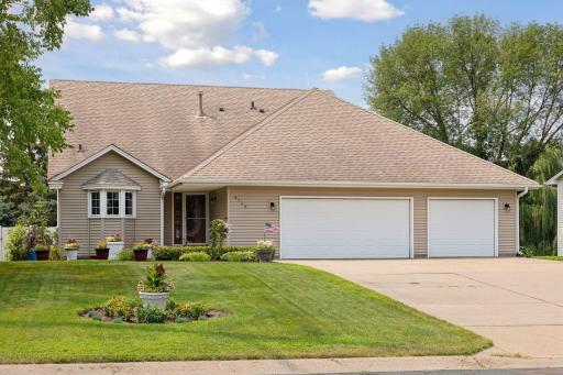 6763 Sunnyslope Drive, Maple Grove, MN 55311