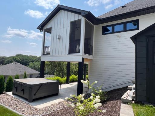11479 Riverview Road, Eden Prairie, MN 55347