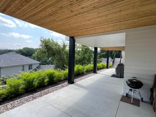 11479 Riverview Road, Eden Prairie, MN 55347