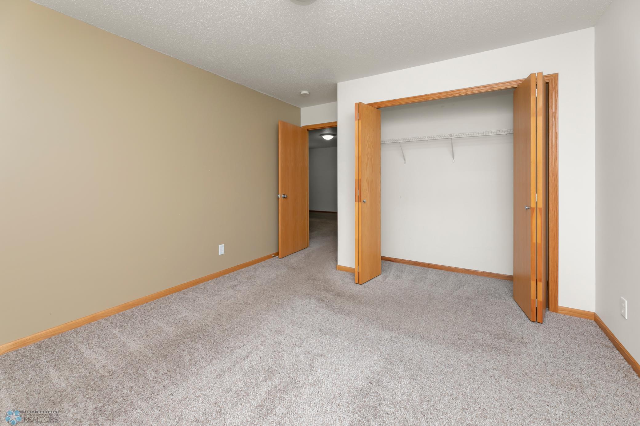 Bedroom 3 (view 2 LL)
