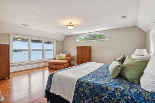 174 W Lake Street, Excelsior, MN 55331