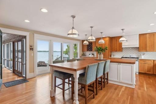 174 W Lake Street, Excelsior, MN 55331