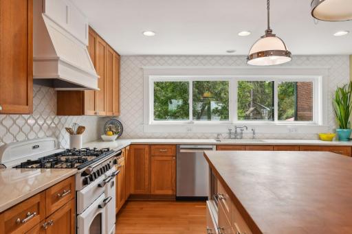 174 W Lake Street, Excelsior, MN 55331