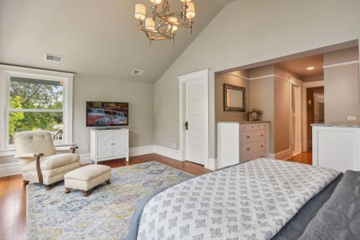 174 W Lake Street, Excelsior, MN 55331