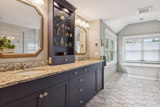 174 W Lake Street, Excelsior, MN 55331