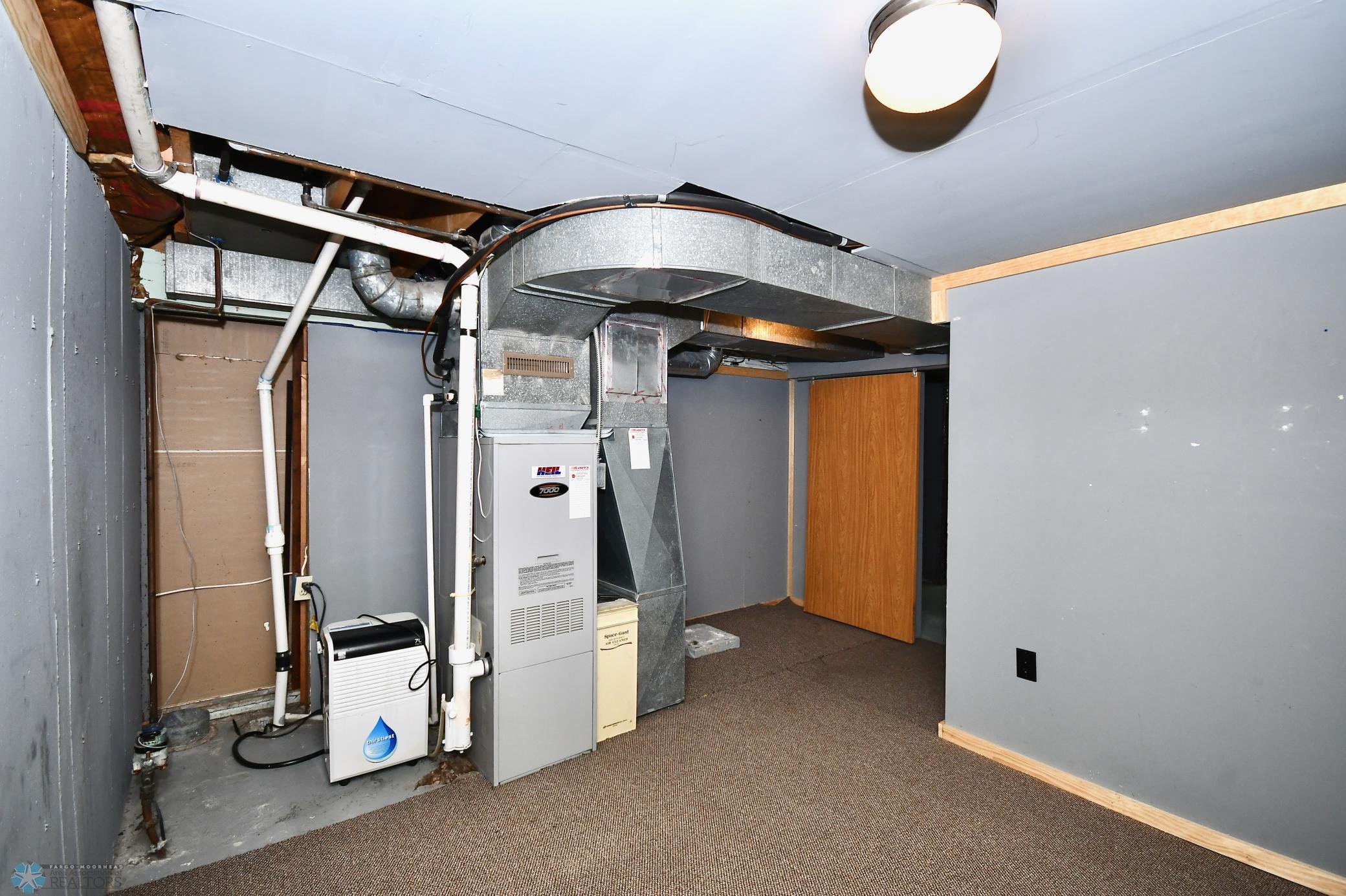 utility room / storage
