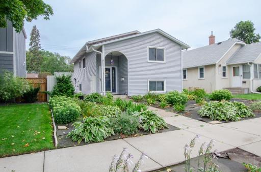 607 15th Avenue N, South Saint Paul, MN 55075