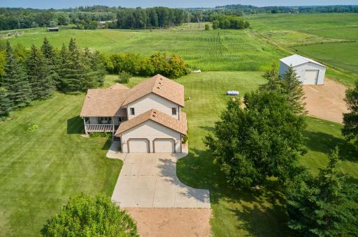2230 E 260th Street, Webster, MN 55088