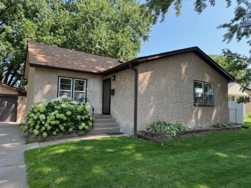 2515 3rd Avenue E, Saint Paul, MN 55109