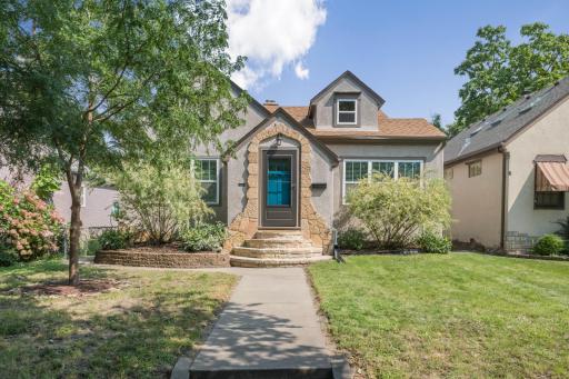 4238 Thomas Avenue N, Minneapolis, MN 55412