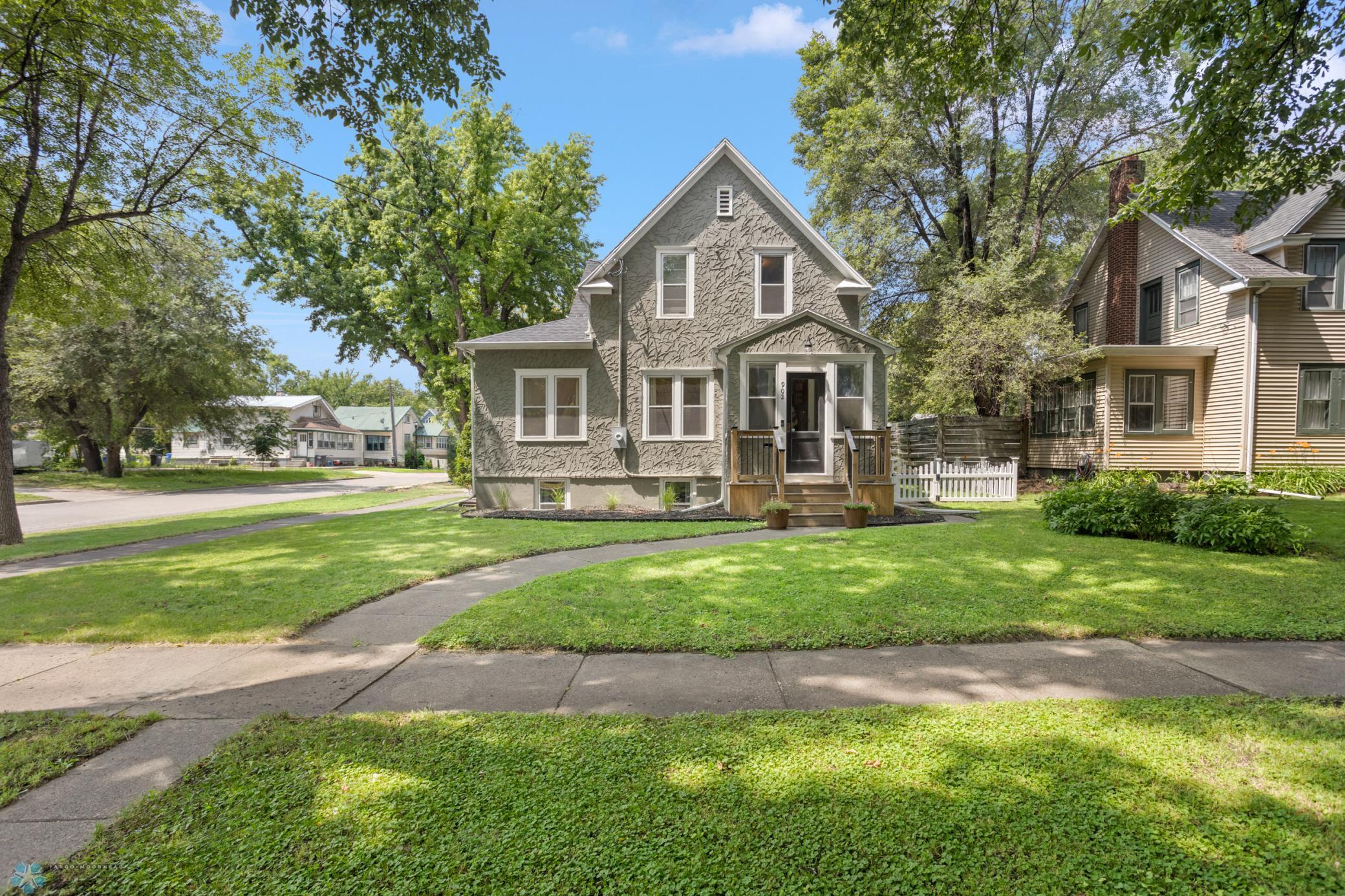 902 9th St N Fargo