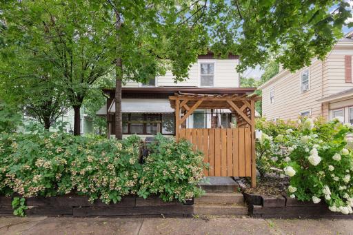 1212 W 31st Street, Minneapolis, MN 55408