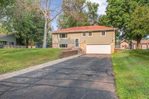 11381 Eidelweiss Street NW, Minneapolis, MN 55433
